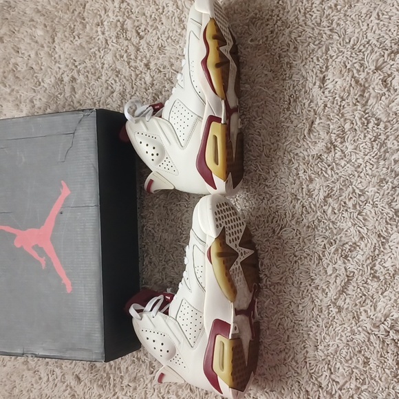 Air Jordan 6 Retro Size 8 Off White/ Maroon GUC - Picture 6 of 14